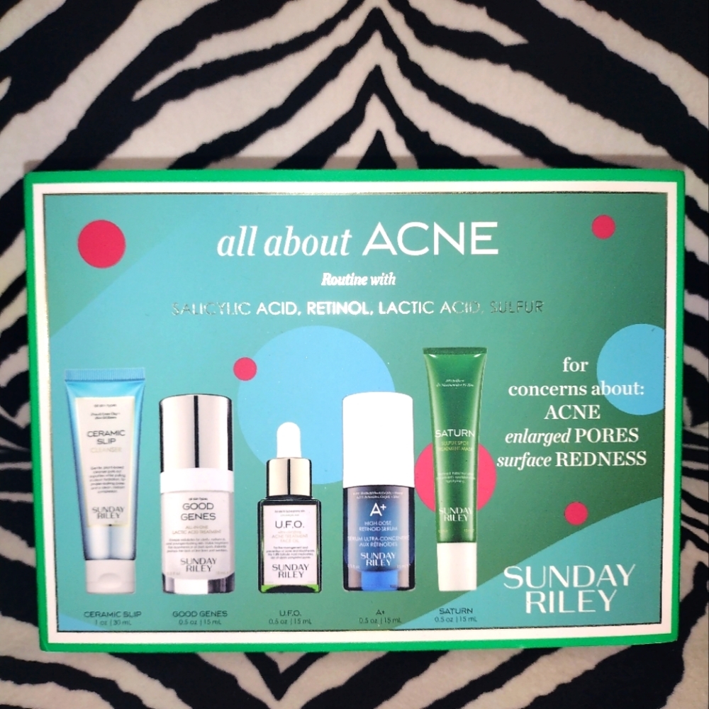 Sunday Riley ALL ABOUT ACNE